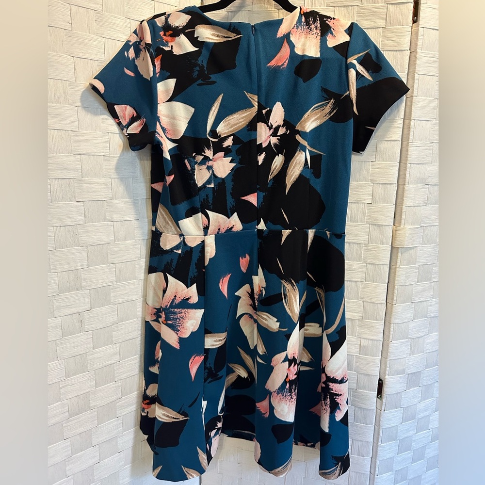 Vince Camuto dress